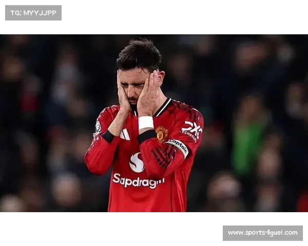 曼联考虑引援，中场补强目标明确